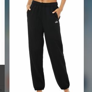 Alo Yoga Accolade Sweatpant